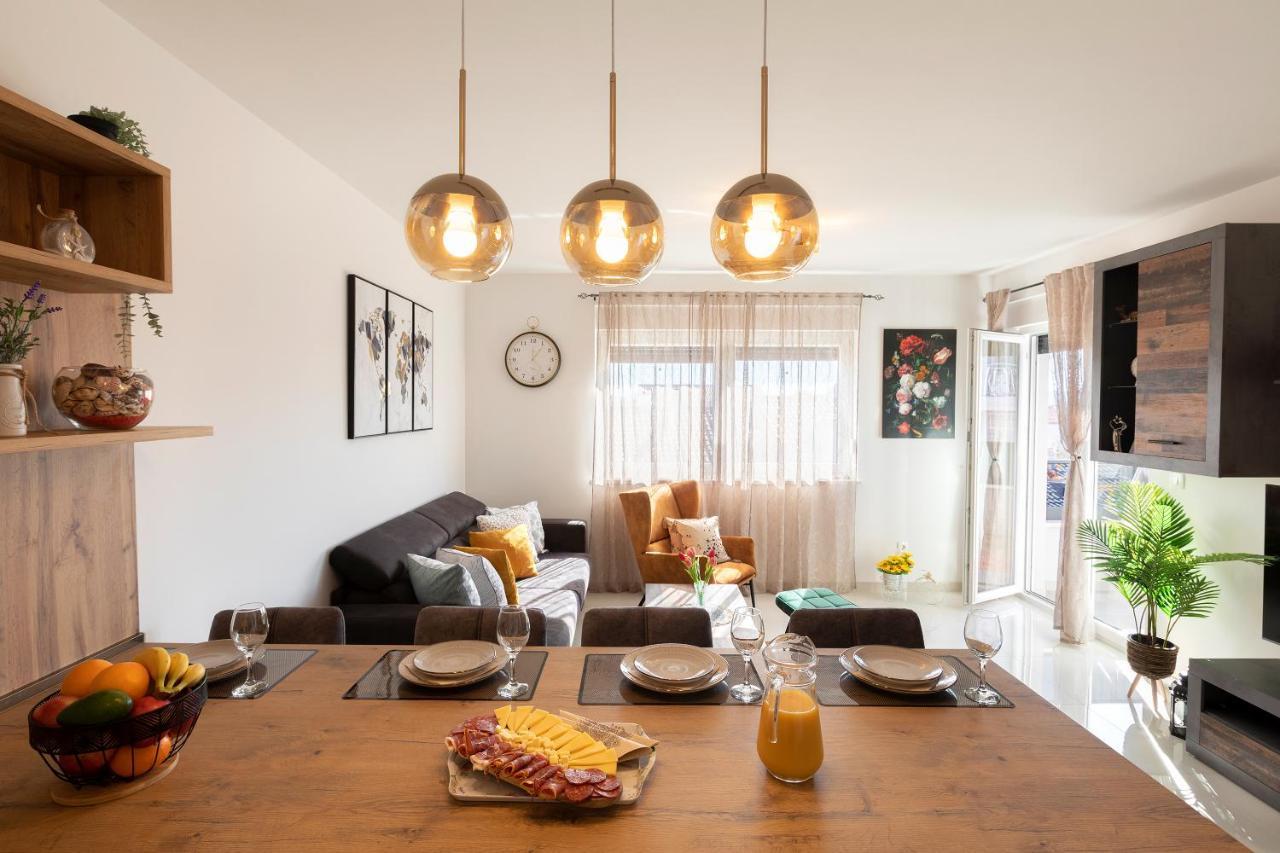 Sunny Island Apartment تروغير المظهر الخارجي الصورة