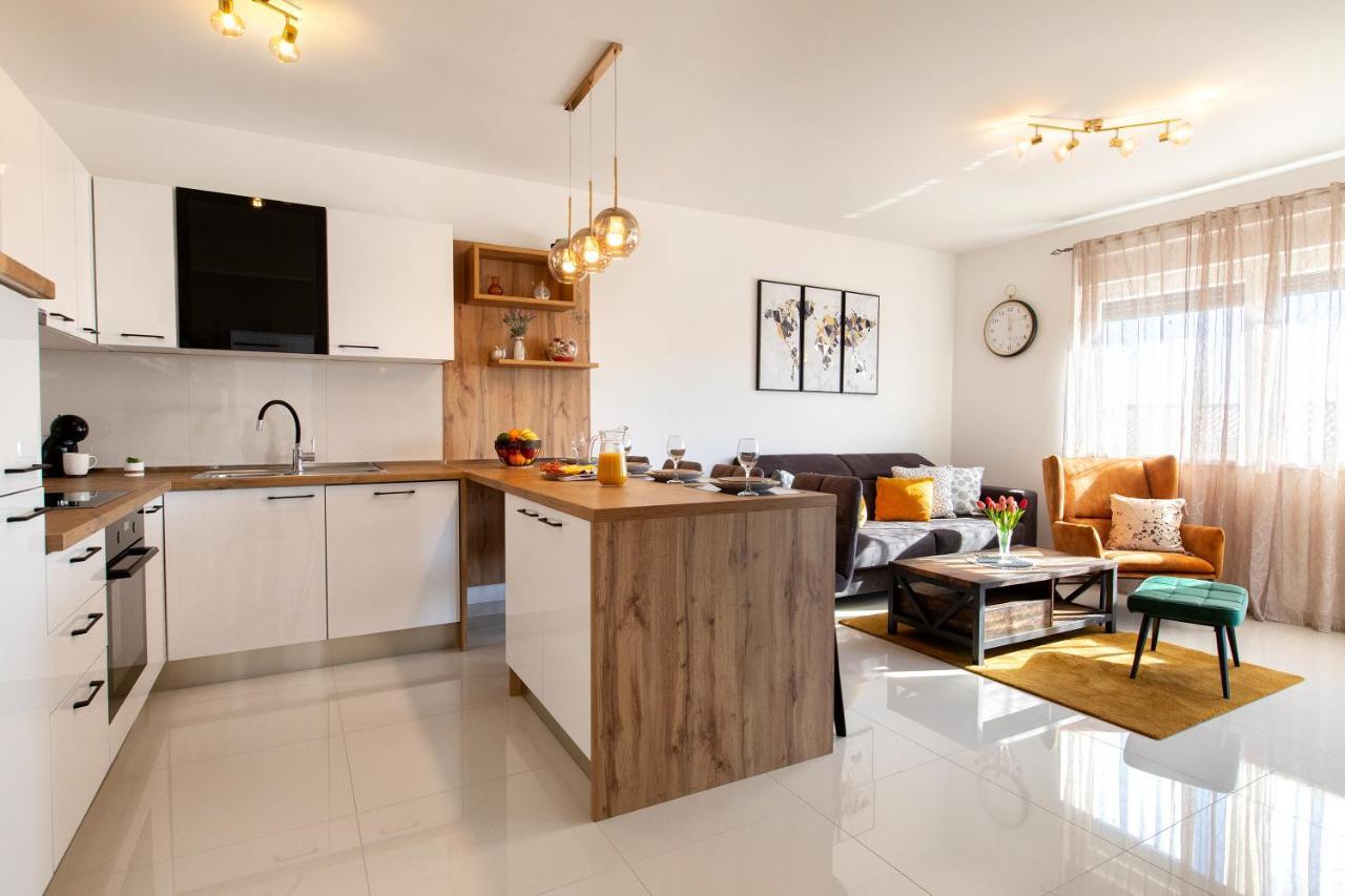 Sunny Island Apartment تروغير المظهر الخارجي الصورة